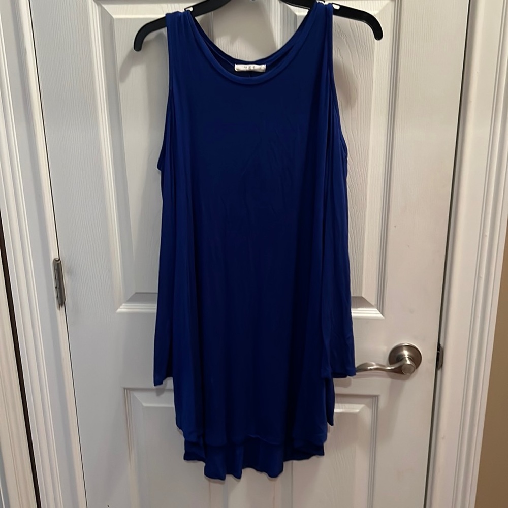 Ladies Boutique UGE cold shoulder dress EUC Medium